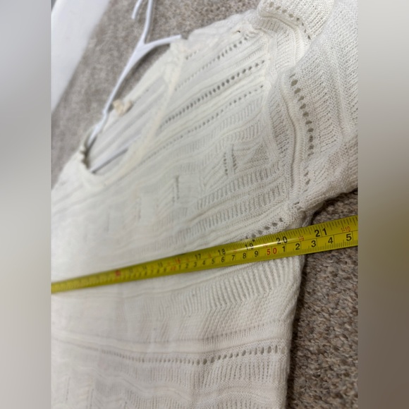 Anthropologie Moth Ivory Acrylic Eyelet Lace Crewneck Sweater Small - Picture 8 of 9